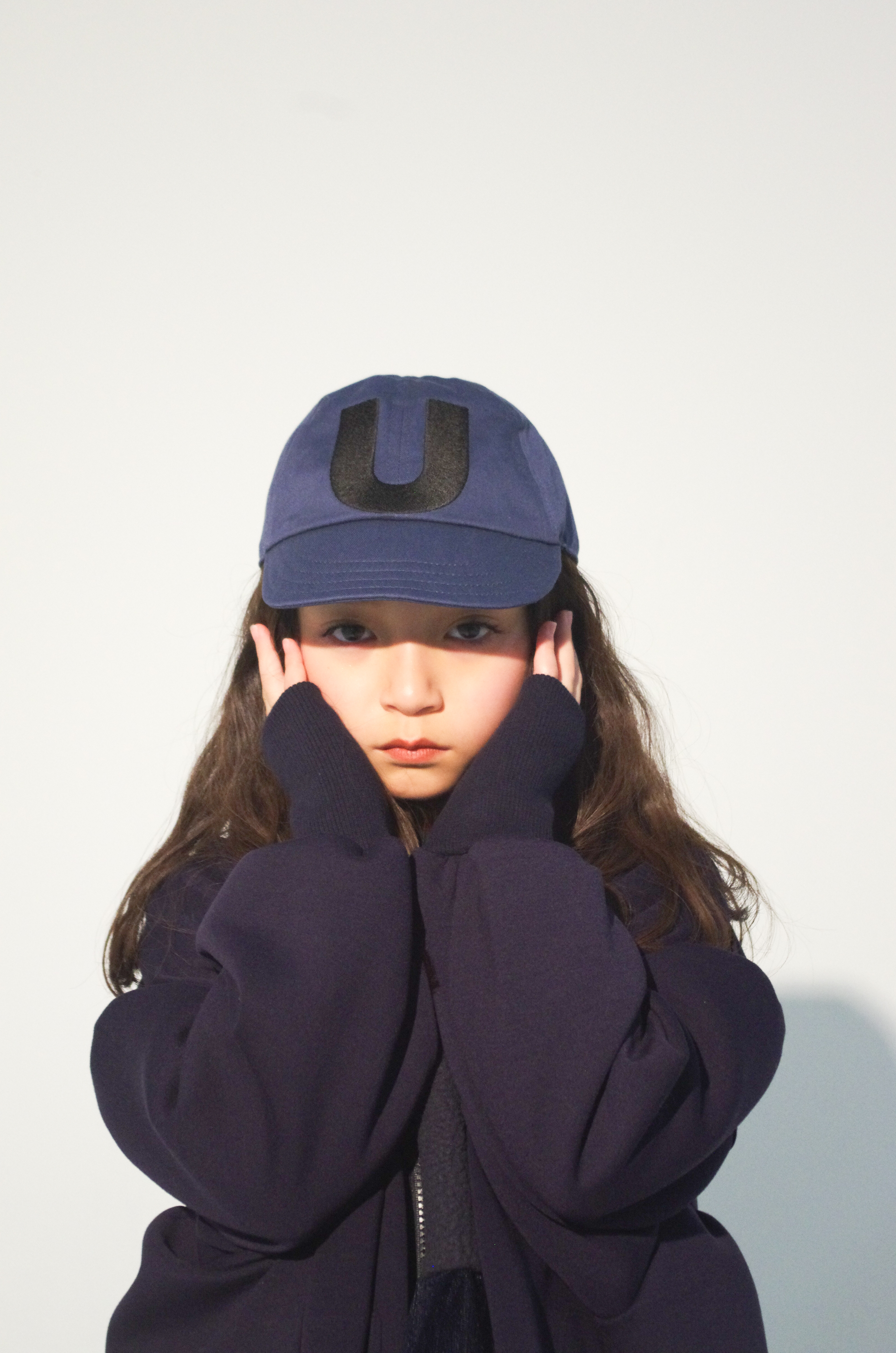 ※yun【新品】UNIONINI ユニオニーニ ブラウス 6-8y UNIONINI】CS-066 big logo long sleeved tee キッズ～大人まで